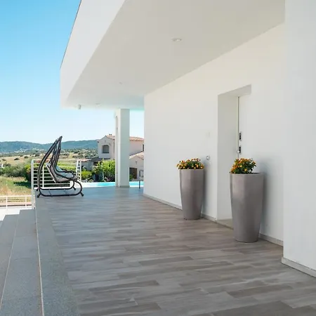 Villa Square By Klodge *